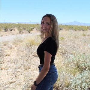 Meet your Posher, Mackenzie